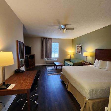 Baymont By Wyndham Mackinaw City Exterior photo